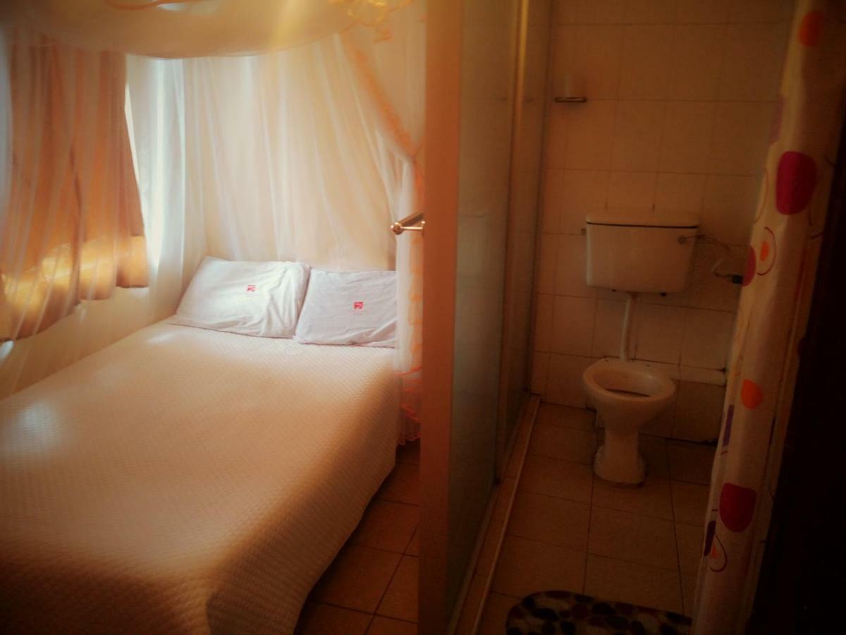 Rainbow Hotel Найроби Экстерьер фото