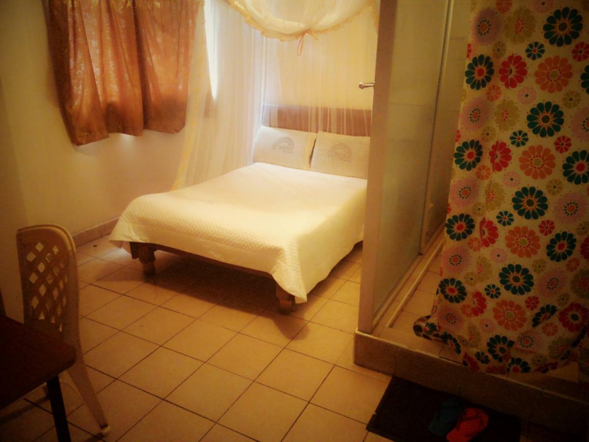 Rainbow Hotel Найроби Экстерьер фото